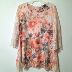 Women's Size M Floral Top